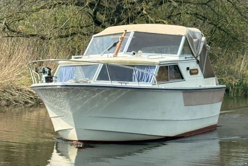 Marco Yachts 720