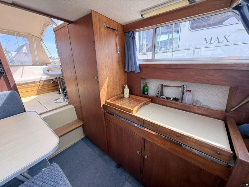 Marco Yachts 720