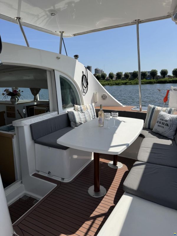 Lagoon 380 S2 Premium