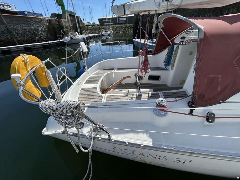 Beneteau Oceanis Clipper 311