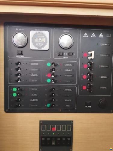 Lagoon 440