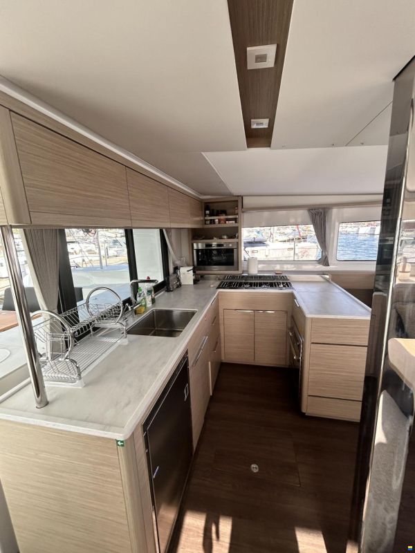 Lagoon 46