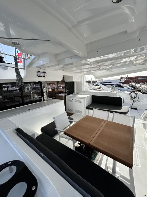 Lagoon 46