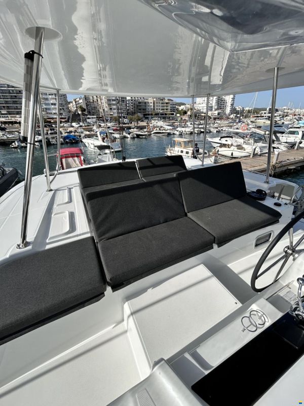 Lagoon 46