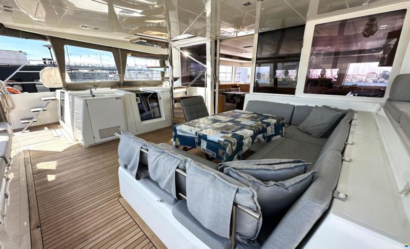 Lagoon 560 S2