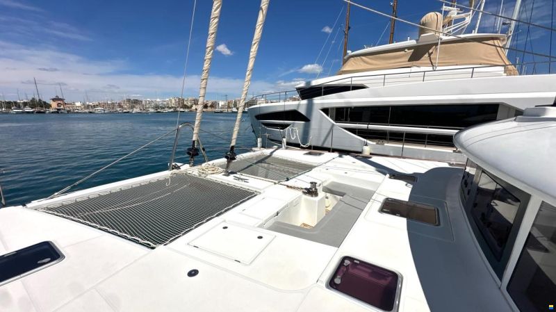 Lagoon 560 S2