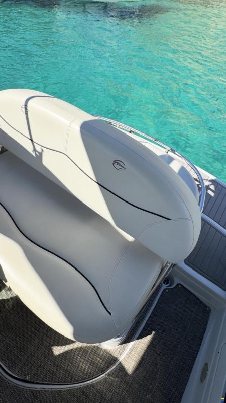 Crownline 264CR