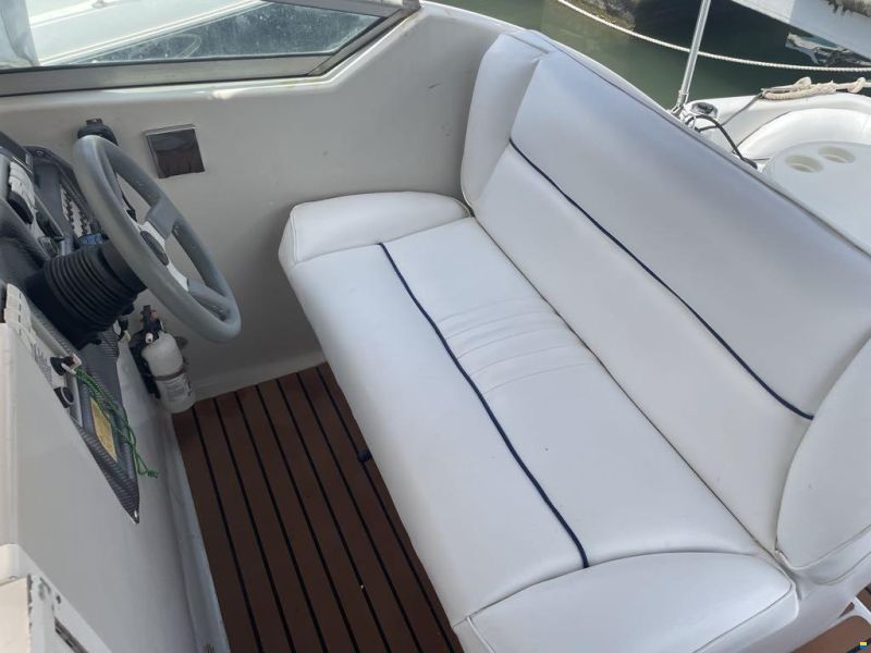Crownline 250 CR