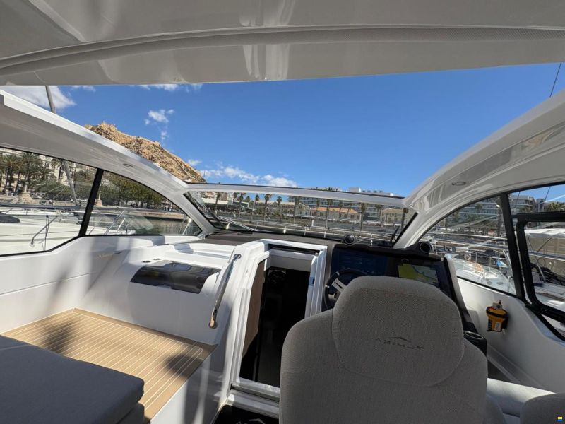Azimut Atlantis 45