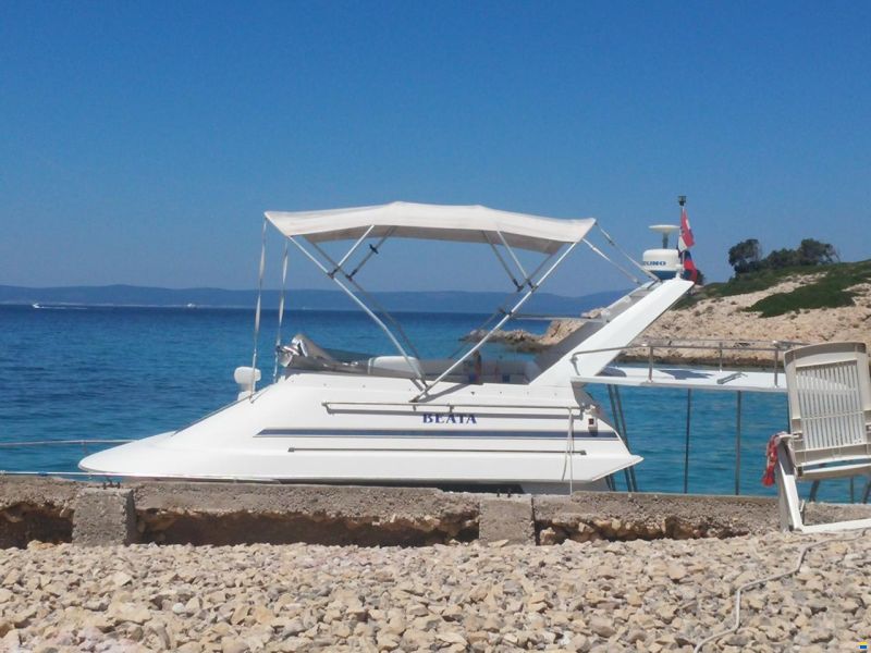 Bayliner classic 2858