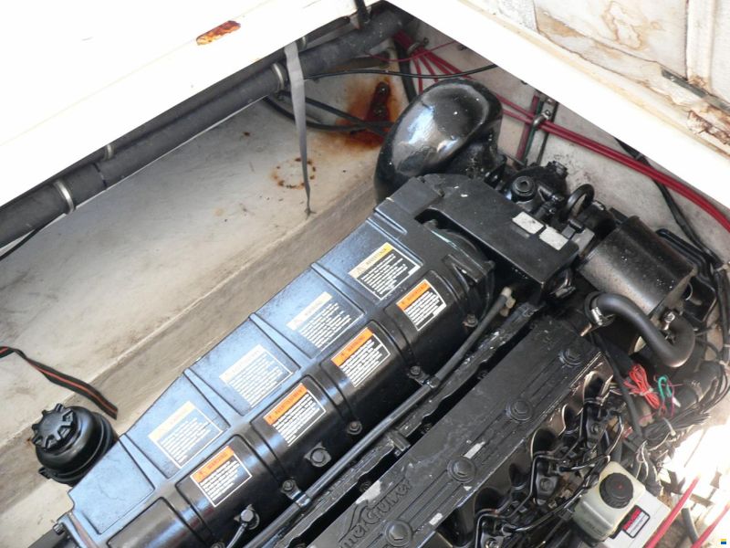 Bayliner classic 2858