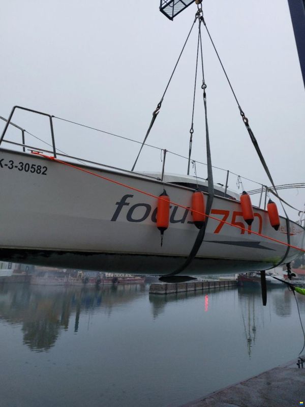 Focus 750