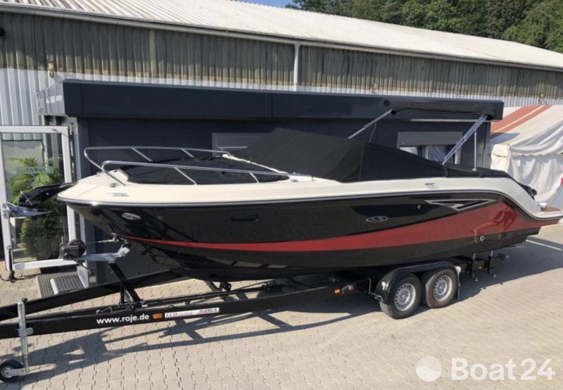 Sea Ray SSE250