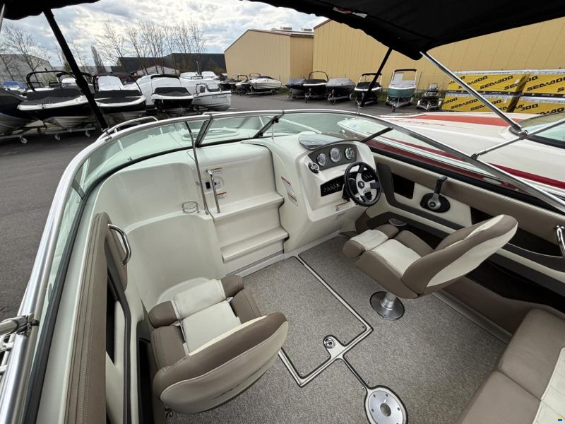Sea Ray 210 OVE