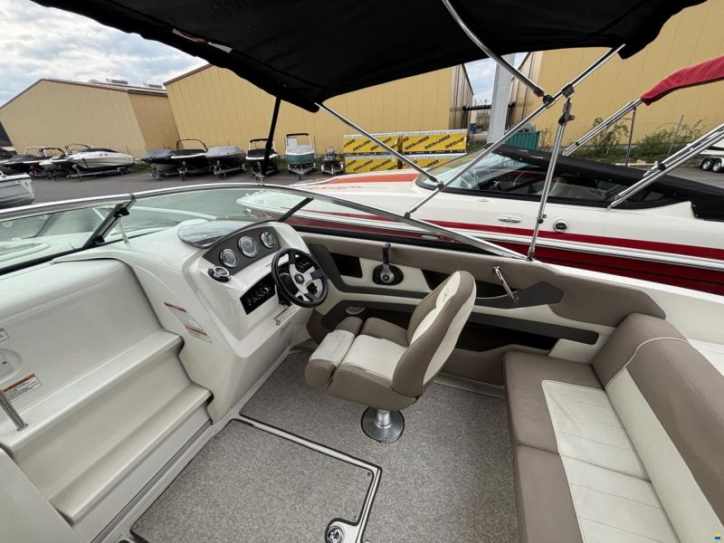 Sea Ray 210 OVE