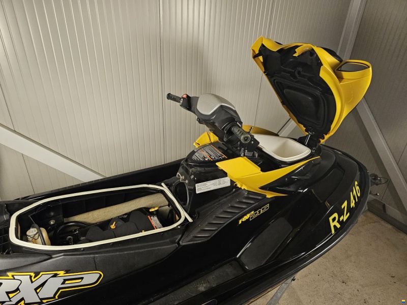 Sea-Doo RXP 215