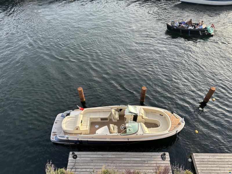 Chris Craft Launch 28 GT