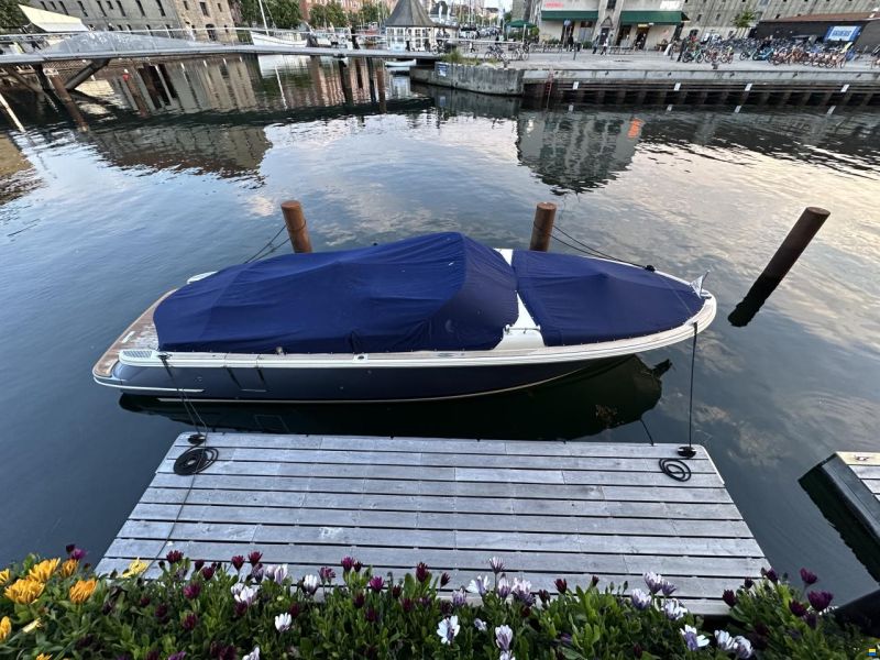 Chris Craft Launch 28 GT