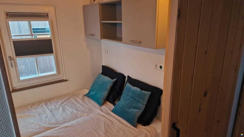 HOMESHIP VaarChalet In Amsterdam 1250D L