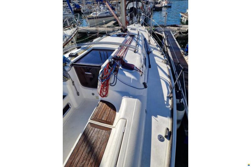 Dufour 34 Performance