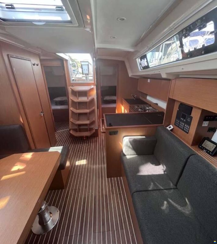 Bavaria C38