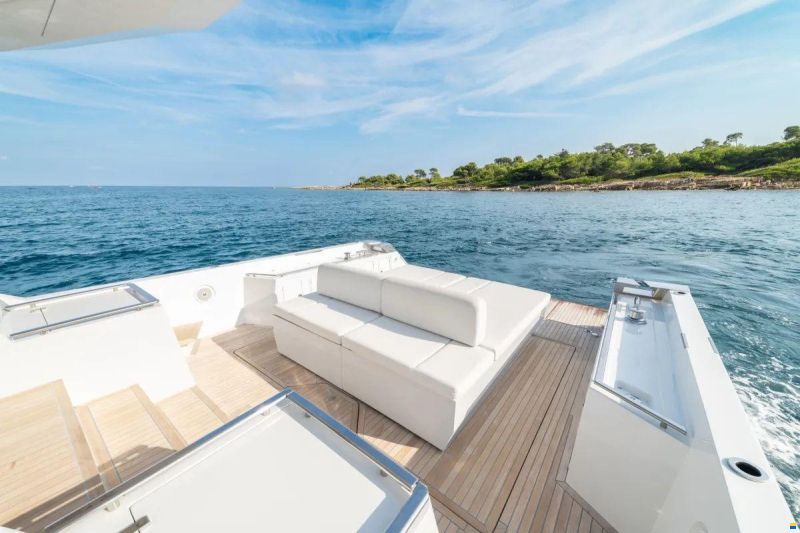 IC Yachts Rafale