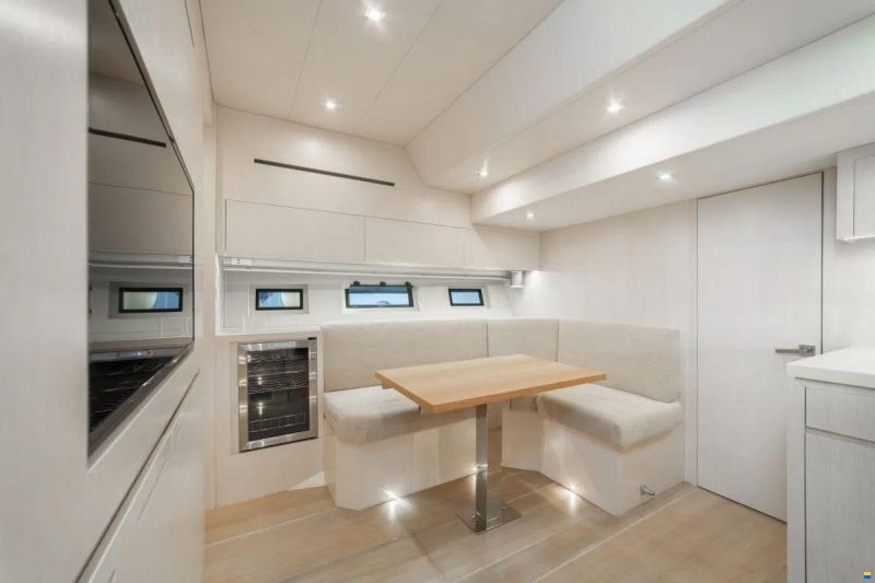 IC Yachts Rafale