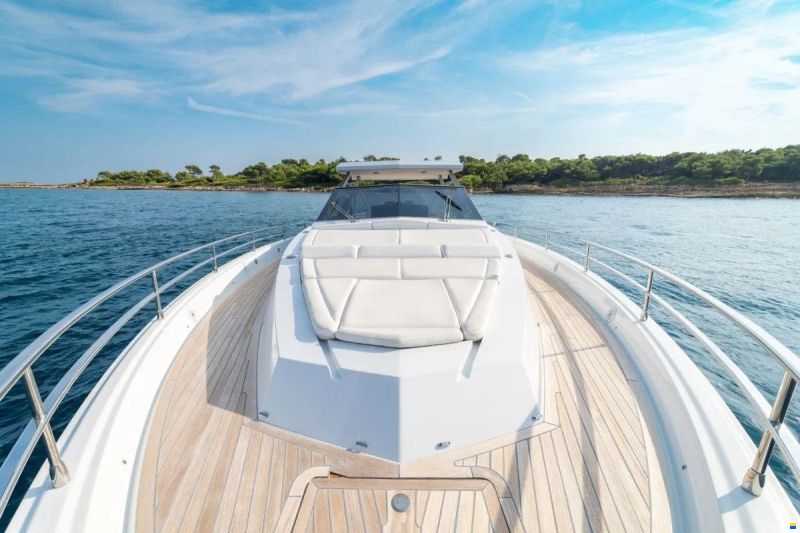 IC Yachts Rafale