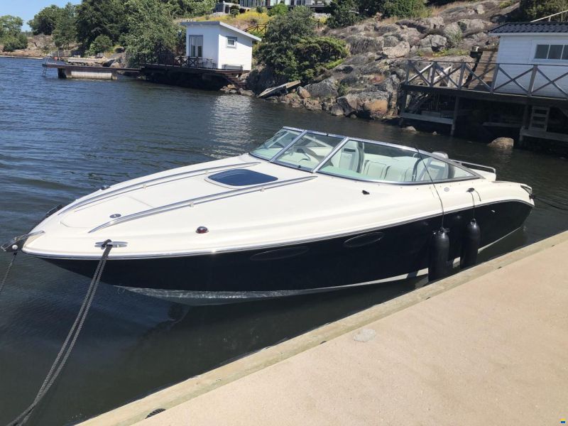 Sea Ray 240 Sun Sport