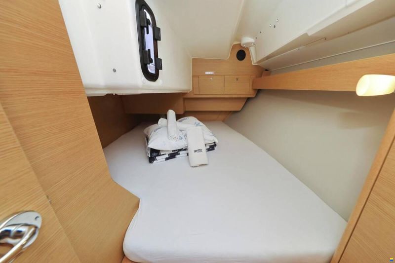 Dufour 360 Grand Large