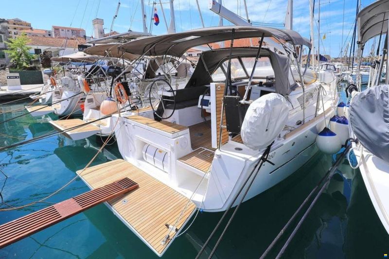Dufour 360 Grand Large