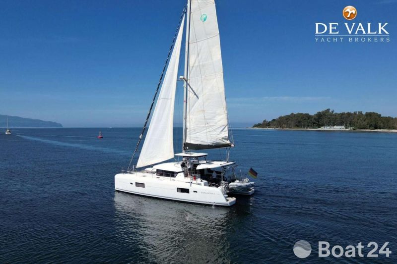 Lagoon 42