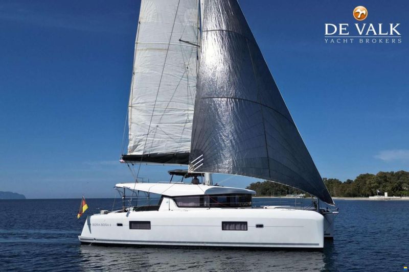 Lagoon 42