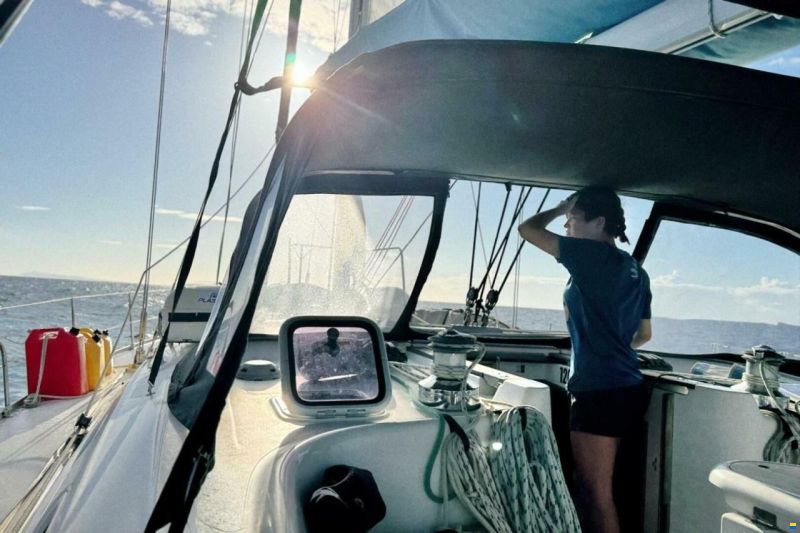 Hunter Marine 410