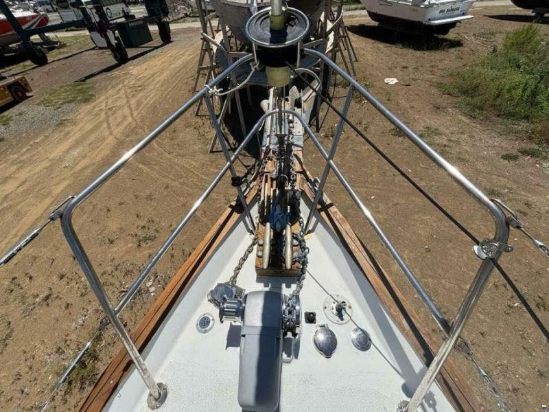 Pearson 365 Ketch