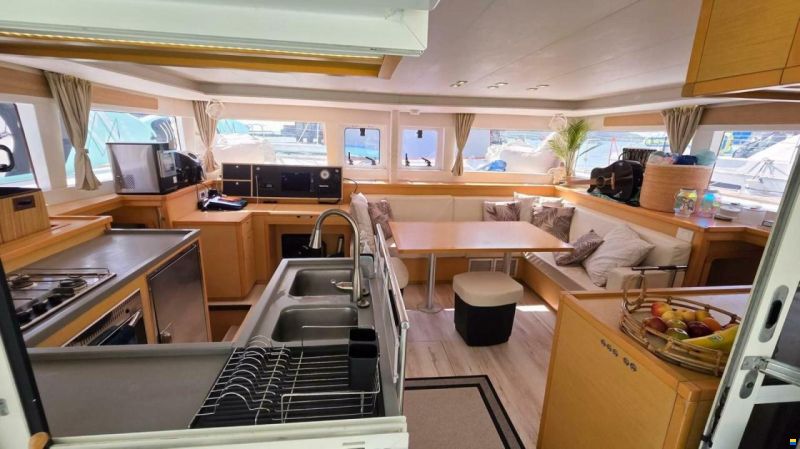 Lagoon 450