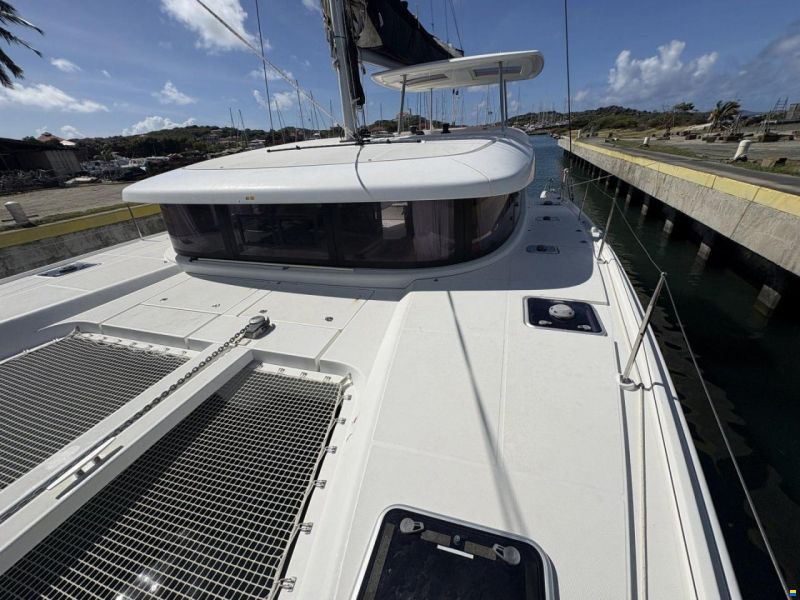 Lagoon 42