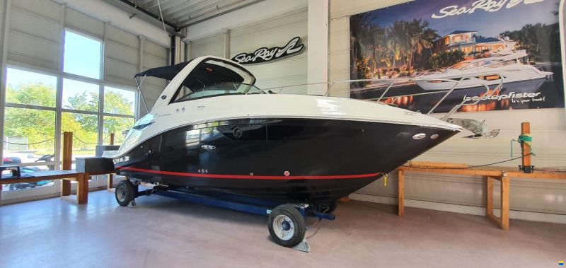 Sea Ray 265 DAE