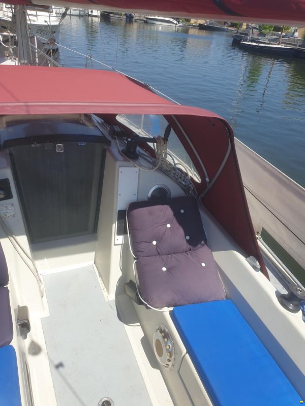 Dehler 28