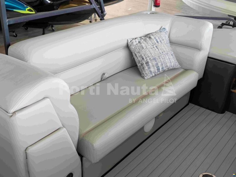 SharkCaretta S-7