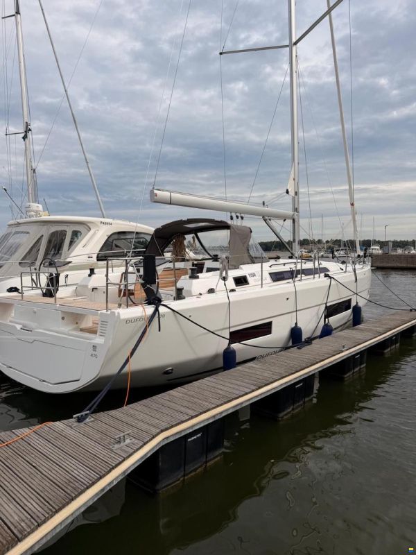 Dufour 470