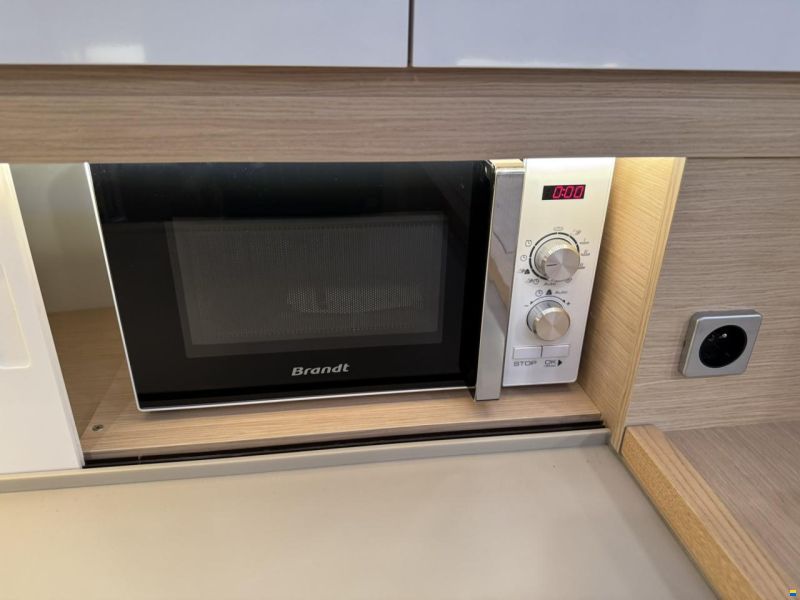 Dufour 470