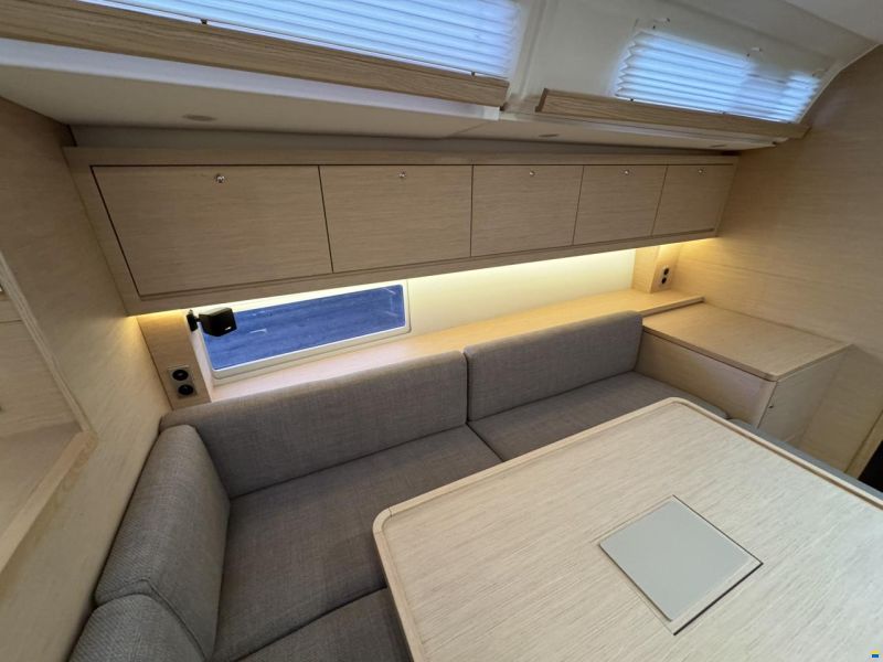 Dufour 470