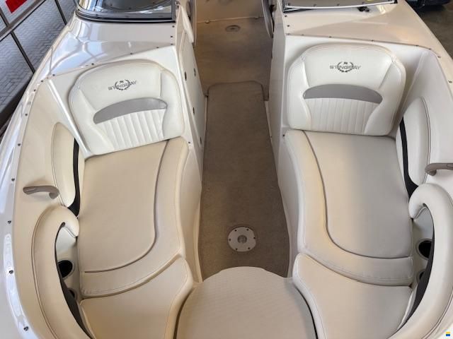 Stingray 235 LR