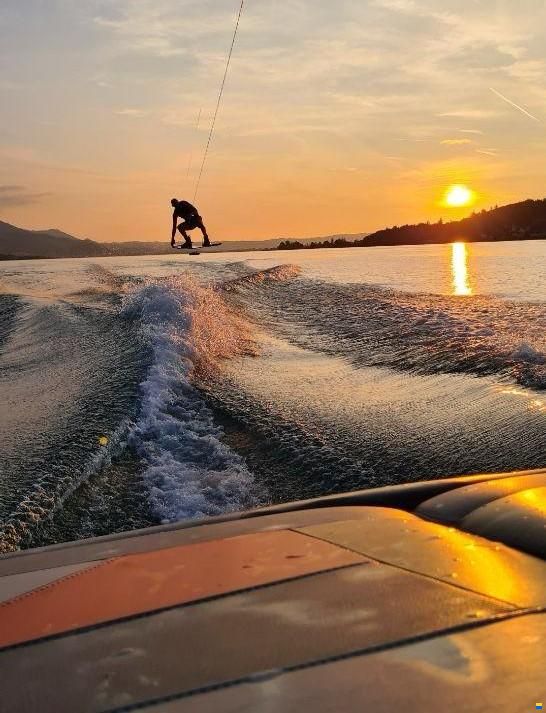 Malibu Wakesetter 22 VLX