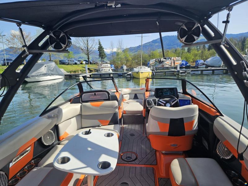 Malibu Wakesetter 22 VLX
