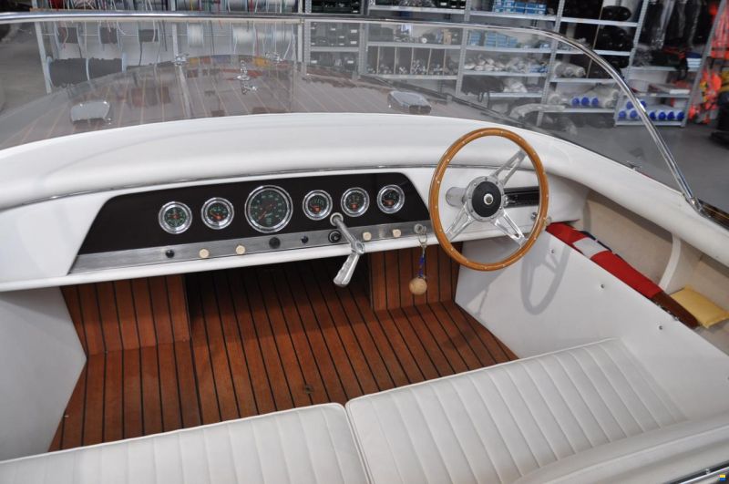 Boesch 510 Runabout