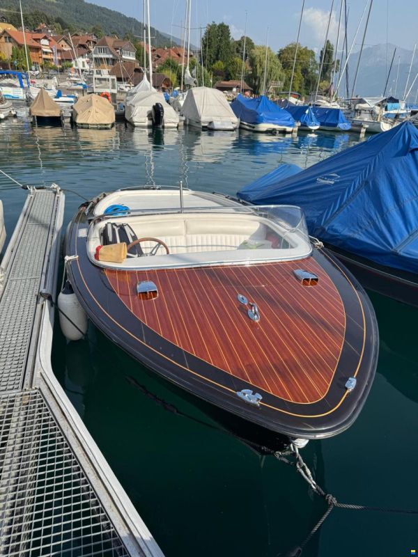 Boesch 510 Runabout