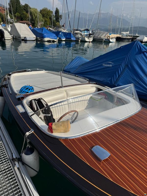 Boesch 510 Runabout