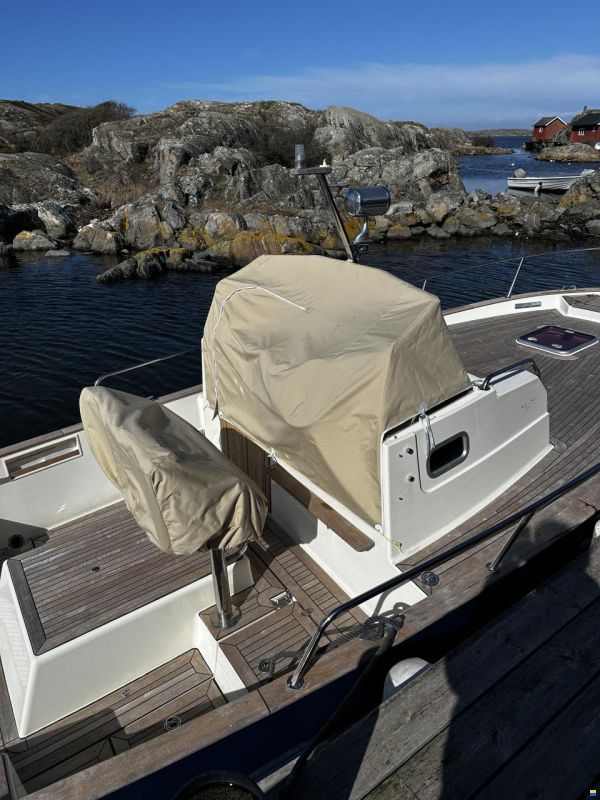 Rhéa 750 Open